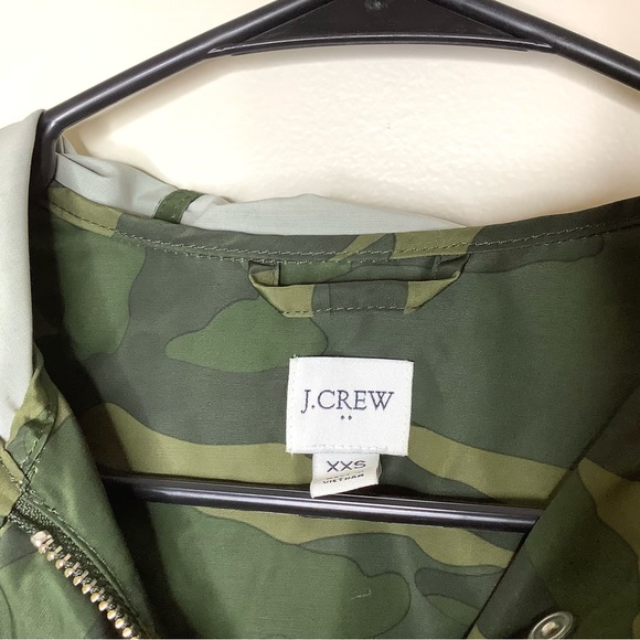 < J. Crew Camo Print Anorak Jacket > - Picture 4 of 7